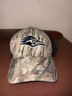 UTSA University of Texas San Antonio Roadrunners Camo hat